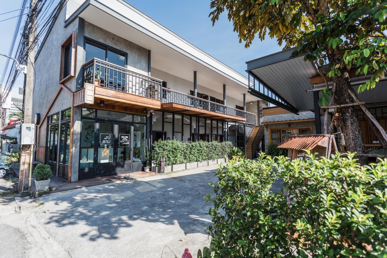 Sleepy House Chiang Rai Bed & Breakfast Exterior foto